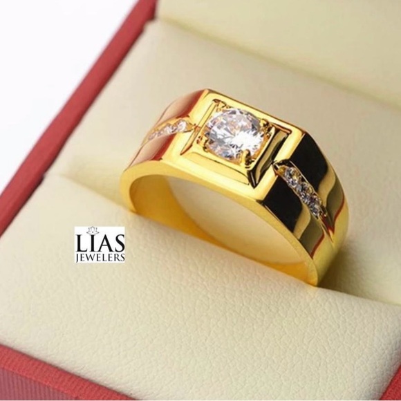New 18k yellow gold men wedding ring